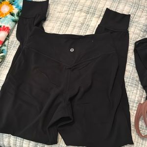 Lululemon align jogger in black size 4
